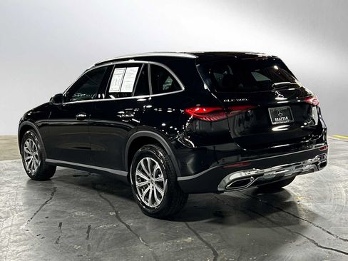 Used 2025 Mercedes-Benz GLC 300 4MATIC image 6