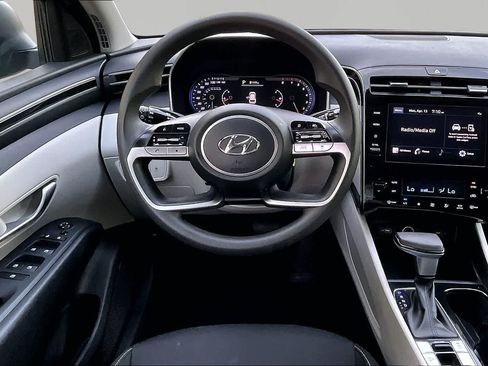 Used 2024 Hyundai Tucson SEL FWD image 6