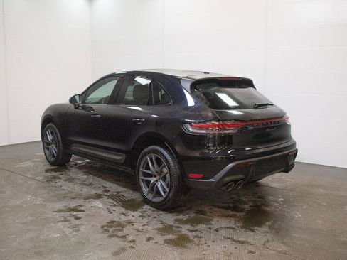 New 2026 Porsche Macan image 3