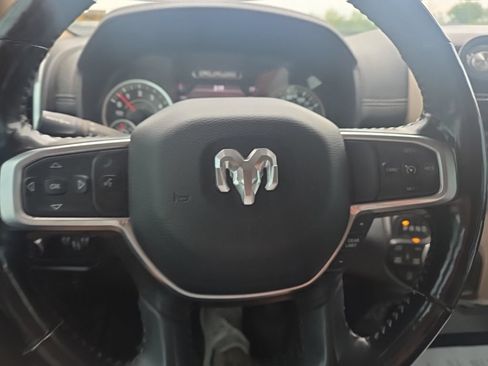 Used 2020 RAM 1500 Laramie AWD/4WD image 10