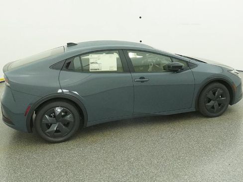 New 2026 Toyota Prius LE image 86