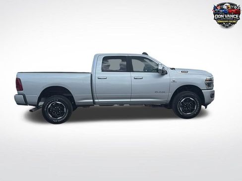 Used 2026 RAM 2500 Laramie AWD/4WD image 6