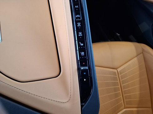 Certified 2021 Chevrolet Corvette Stingray Preferred Conv w/ Z51 Performance Package image 14