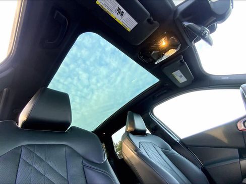 Certified 2025 BMW X3 xDrive30i w/ Convenience Package image 13