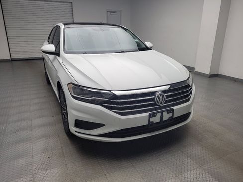 Used 2020 Volkswagen Jetta SE w/ SE Cold Weather Package FWD image 14