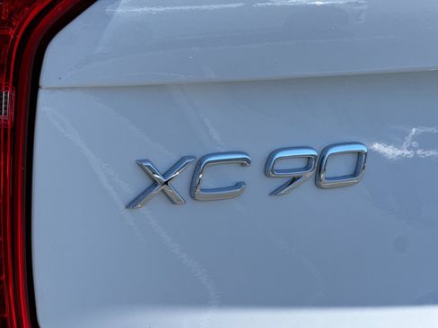 Used 2023 Volvo XC90 T8 Plus w/ Protection Package Premier AWD/4WD image 31