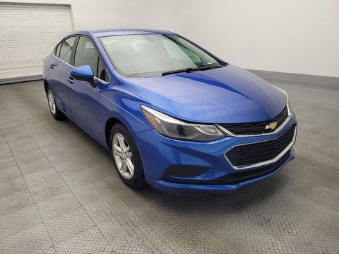 Used 2017 Chevrolet Cruze LT w/ Convenience Package image 13