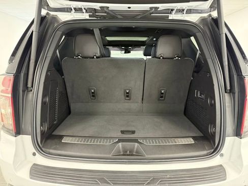 Used 2022 Chevrolet Tahoe Z71 w/ Z71 Off-Road Package image 7