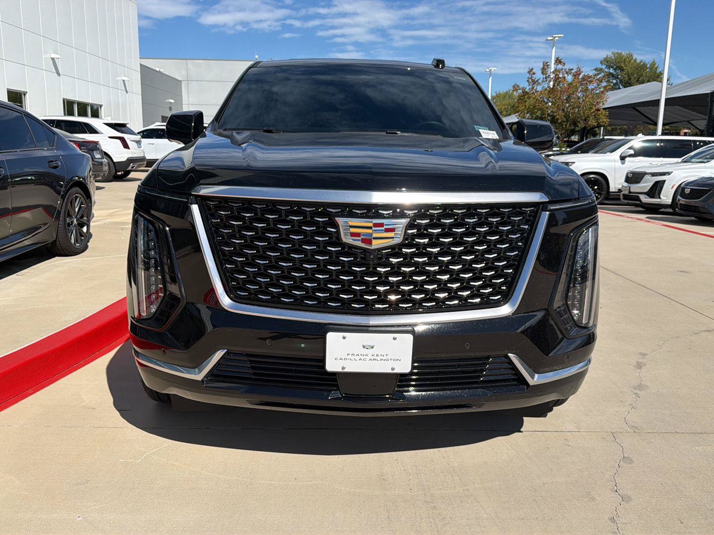 Used 2025 Cadillac Escalade ESV Premium Luxury w/ Touring Package AWD/4WD image 7