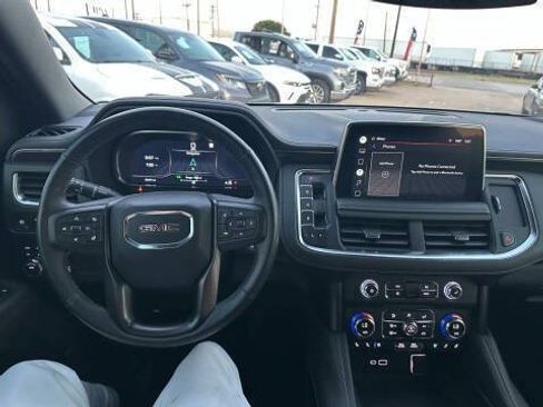 Used 2022 GMC Yukon AT4 AWD/4WD image 14