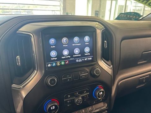 Used 2021 Chevrolet Silverado 1500 LT Trail Boss w/ Convenience Package II AWD/4WD image 38