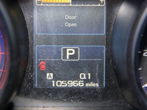 Used 2017 Subaru Outback 2.5i Premium image 19