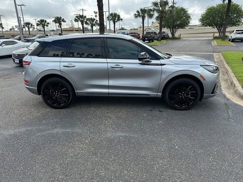 Used 2023 Lincoln Corsair AWD w/ Equipment Group 101A image 7