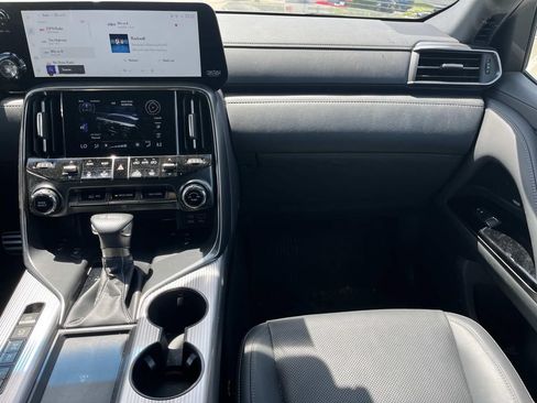 Used 2024 Lexus LX 600 F Sport AWD/4WD image 14