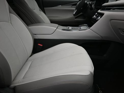 Used 2026 INFINITI QX60 Pure w/ Cargo Package image 25