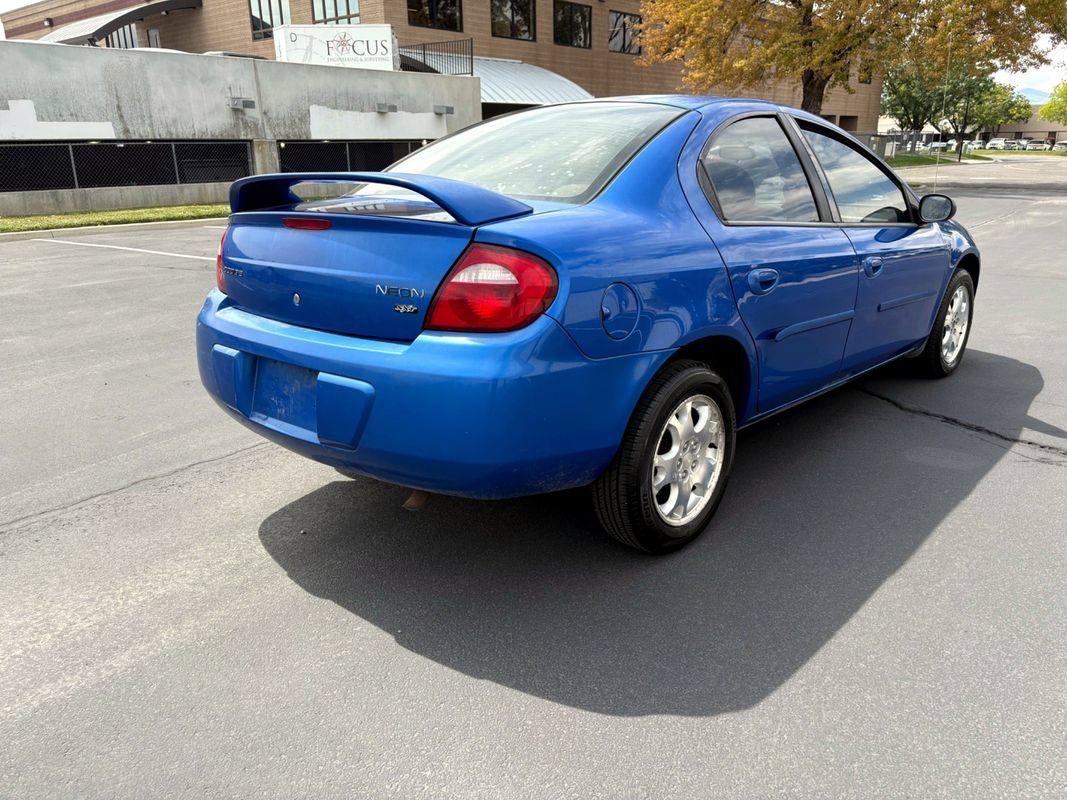 Used 2005 Dodge Neon SXT FWD image 5