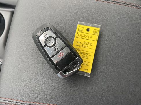 Used 2025 Ford Explorer Active image 21
