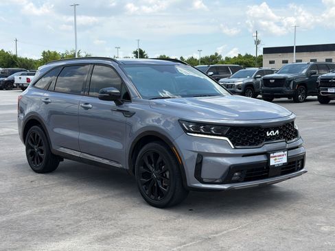 Used 2023 Kia Sorento SX FWD image 7