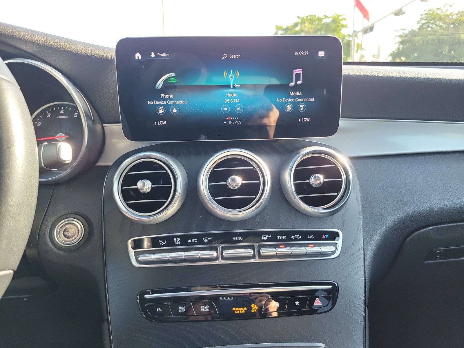 Used 2022 Mercedes-Benz GLC 300 image 26