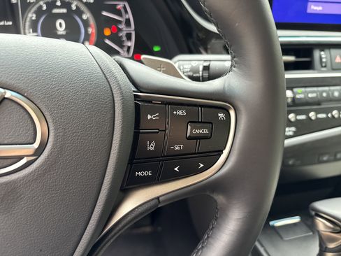 Used 2025 Lexus ES 350 w/ Premium Package FWD image 20