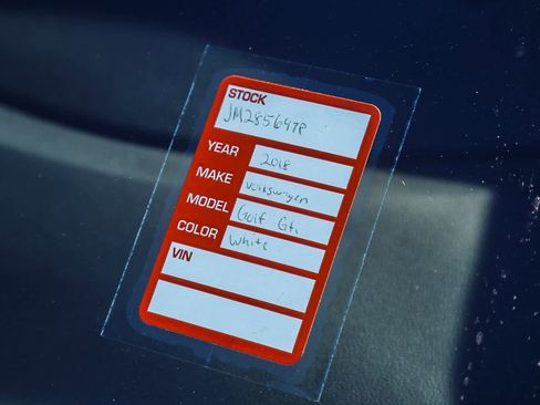 Used 2018 Volkswagen GTI SE image 24