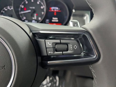 Certified 2026 Porsche Macan Turbo AWD/4WD image 18