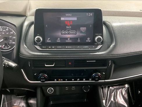 Used 2021 Nissan Rogue S AWD/4WD image 15