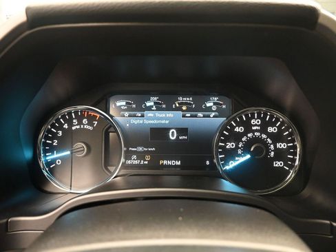 Used 2019 Ford F150 Lariat w/ Equipment Group 502A Luxury image 10