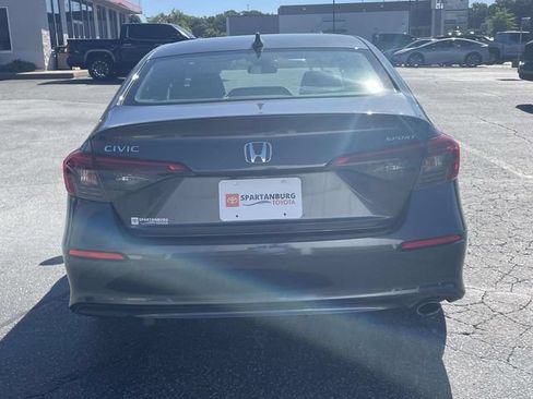 Used 2024 Honda Civic Sport image 5
