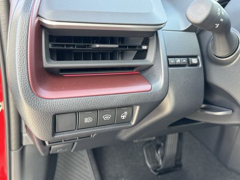 New 2026 Toyota Prius Plug-In Hybrid FWD image 17