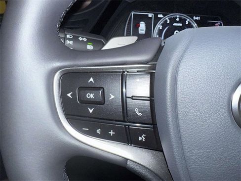 New 2025 Lexus ES 350 w/ Premium Package image 18