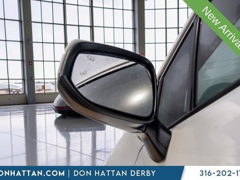 Used 2022 Toyota Sienna LE FWD image 40