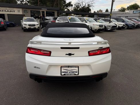 Used 2018 Chevrolet Camaro LT RWD image 9