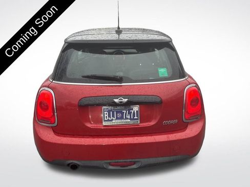 Used 2016 MINI Cooper 2-Door Hardtop image 6