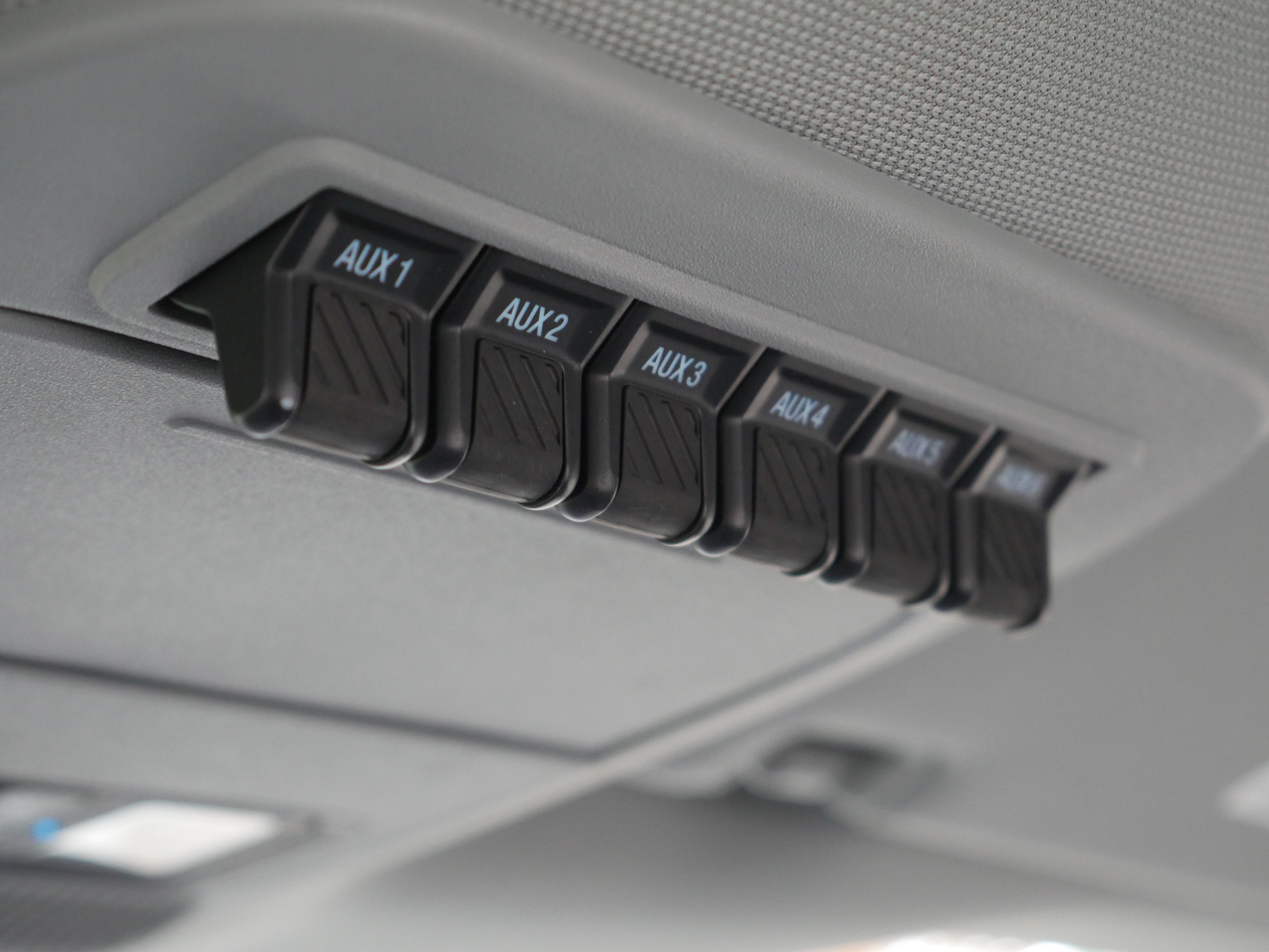 Certified 2024 Ford F550 4x4 Regular Cab Super Duty image 9
