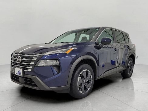 Used 2025 Nissan Rogue SV image 13