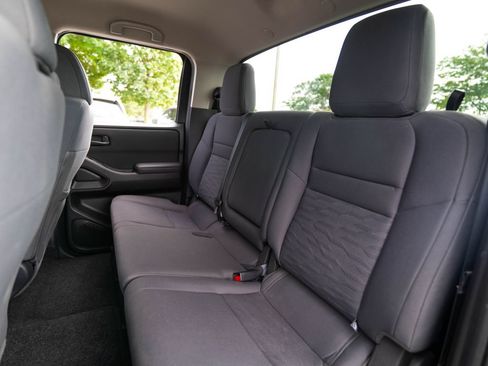 Used 2022 Nissan Frontier S w/ Technology Package AWD/4WD image 36