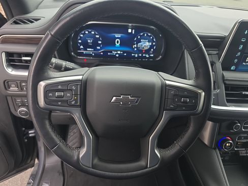 Used 2022 Chevrolet Tahoe Z71 w/ Luxury Package image 20