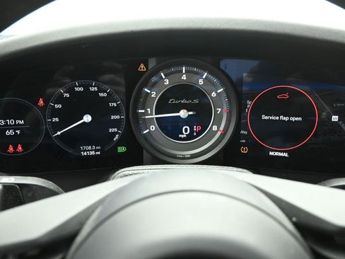 Used 2022 Porsche 911 Turbo S w/ 911 Turbo Sportdesign Package image 13