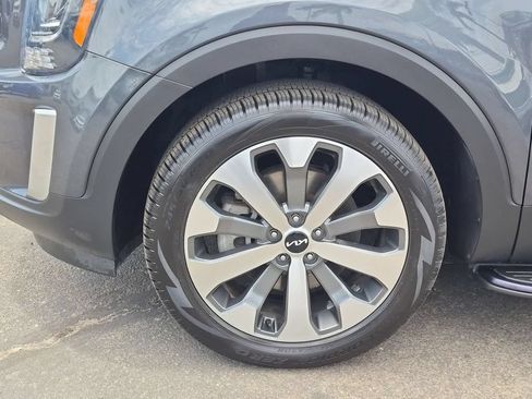 Certified 2022 Kia Telluride S FWD image 34