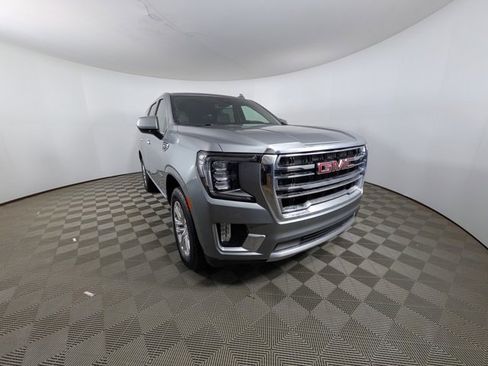 Used 2023 GMC Yukon SLT image 32