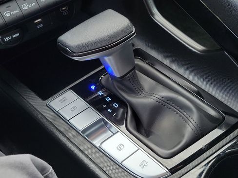 Certified 2025 Hyundai Elantra Blue image 13