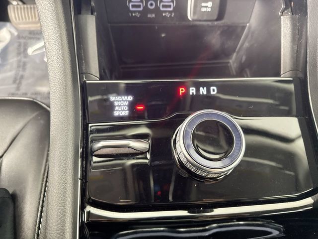 Used 2023 Jeep Grand Cherokee L Limited AWD/4WD image 18