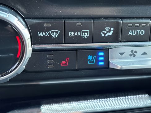 Used 2023 Ford F150 Lariat w/ Equipment Group 502A High AWD/4WD image 10