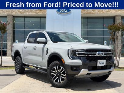New 2026 Ford Ranger Lariat w/ FX4 Off-Road Package