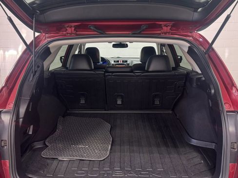 Used 2016 Subaru Outback 2.5i Limited AWD/4WD image 37