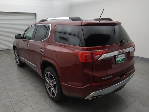 Used 2017 GMC Acadia Denali w/ Technology Package FWD image 5