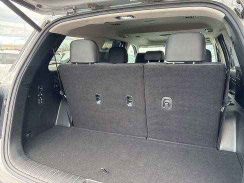 Used 2022 Hyundai Palisade SEL w/ 8P Bench Seat Package AWD/4WD image 26