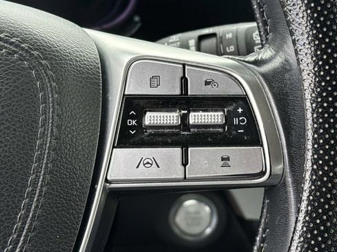 Used 2023 Kia Telluride EX w/ EX Captain's Chair Package image 30