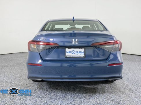 Used 2025 Honda Civic LX image 6